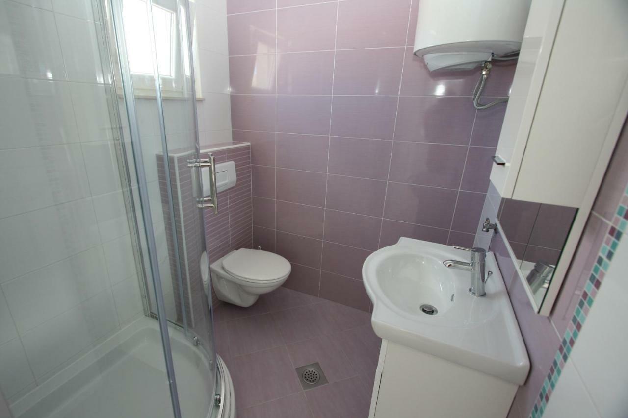 Apartmani Popovic Nin Exteriör bild