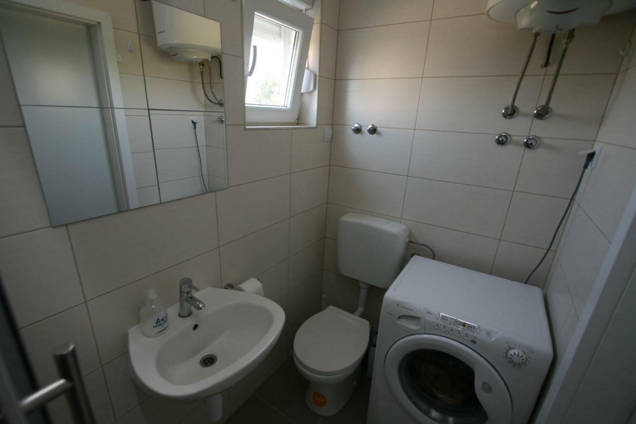 Apartmani Popovic Nin Exteriör bild